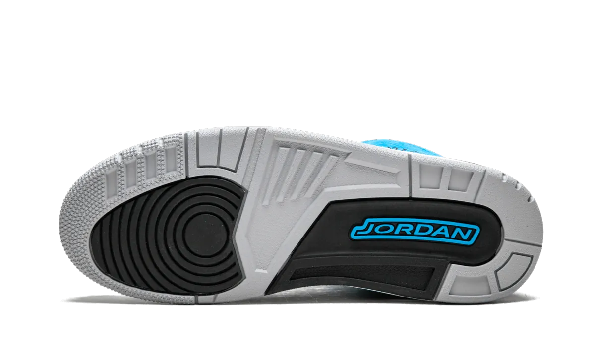 Air Jordan 3 Retro “Powder Blue” Air Jordan 3 Retro “Powder Blue”