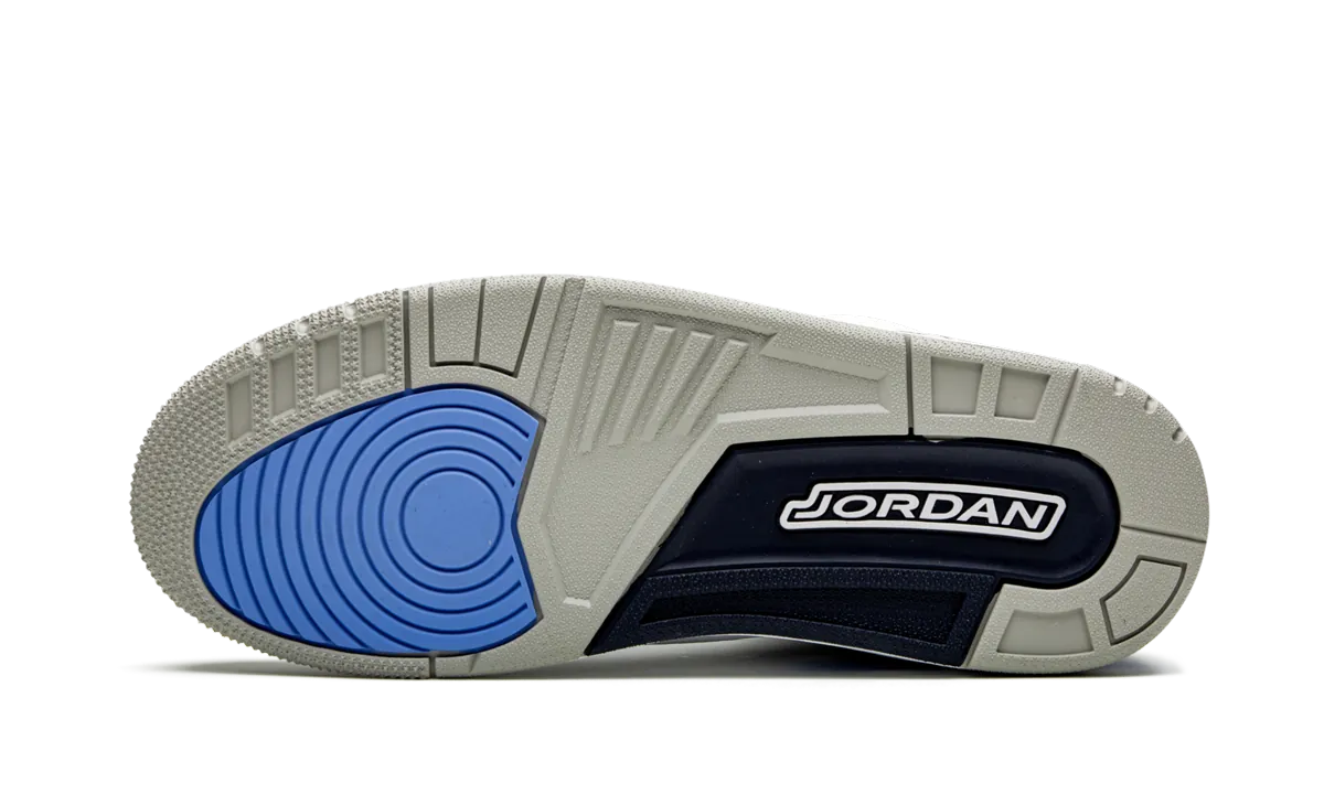 Air Jordan 3 Retro “UNC” Air Jordan 3 Retro “UNC”